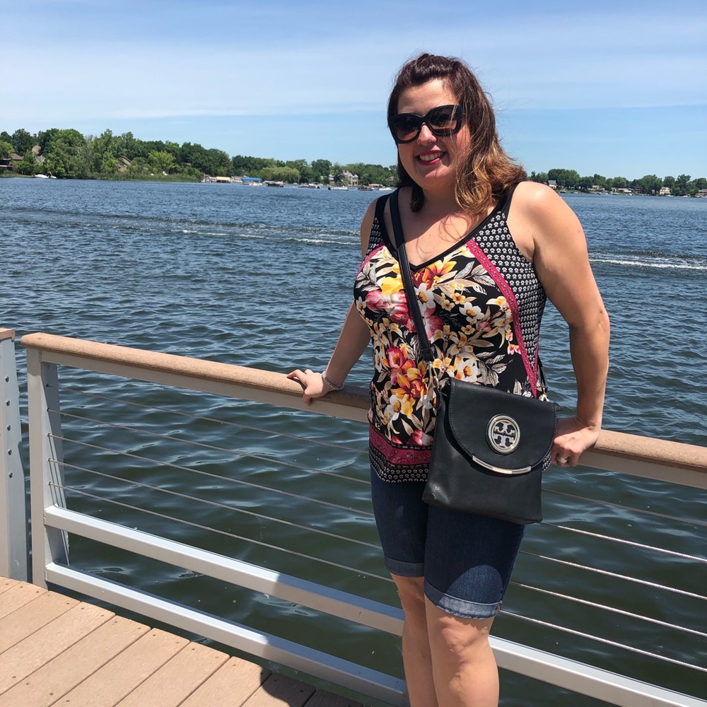 Meet your Posher, Serena